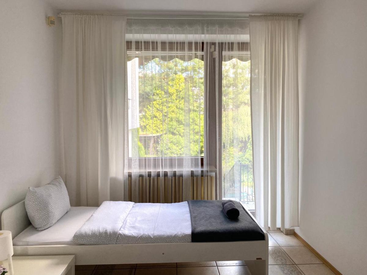 Hostel Parysa
